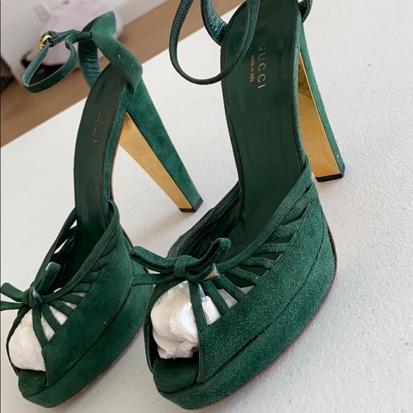 Green suede Gucci heels - Picture 8 of 12